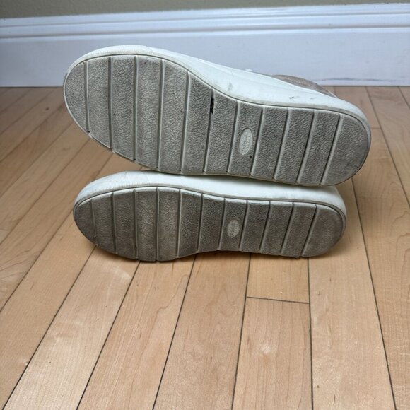 Dr. Scholl’s Women's Time Off Sneaker | Size 8.5 Suede Tennis Shoe - Picture 7 of 9